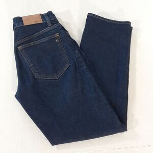 Madewell The Petite '90s Straight Jeans in Norman Wash